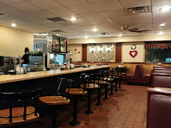 Family-friendly near colonial west motel